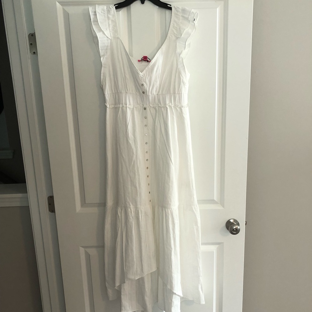 Beautiful Betsy Johnson 2022 sundress. Never worn, NWT.